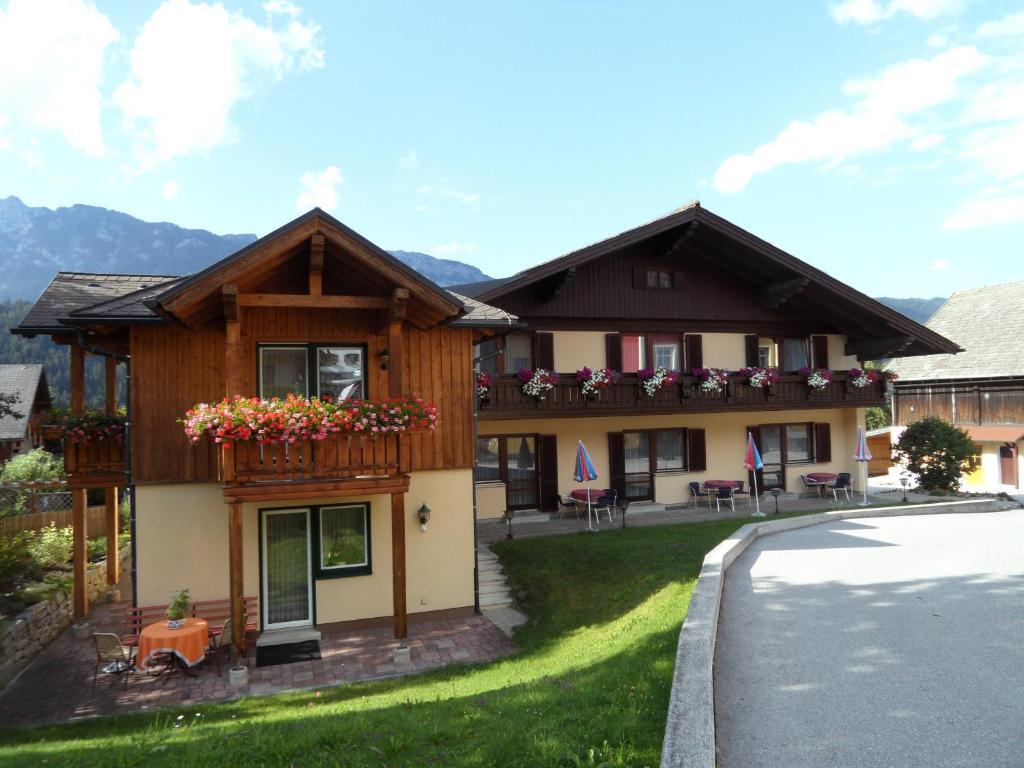 Hotel Gasthof Stenitzer by Apart4you Haus im Ennstal Exterior foto